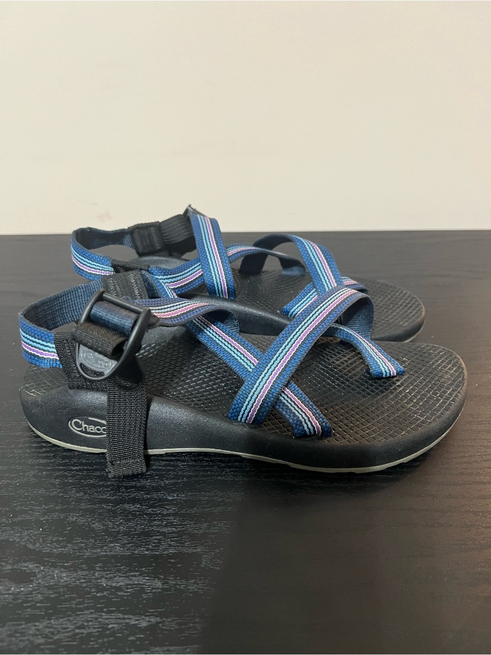 Chaco sandals blue striped Z-Cloud size 9